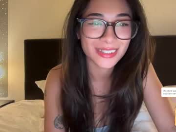 Vietwhhore — XXX Stream on Chaturbate Live nude cam model vietwhhore on Chaturbate