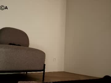 Hollyextra — Live Nude Cam on Chaturbate — Chaturbate