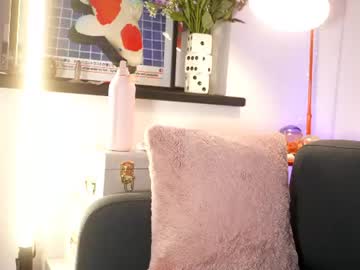 Littlee33 — Adult Webcam on Chaturbate Adult webcam host littlee33 at Chaturbate