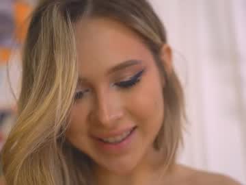 Telladreamer_ — Adult Webcam on Chaturbate Live nude cam model telladreamer_ on Chaturbate