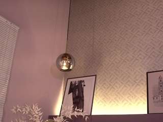 Adult webcam host ellediane at   Camsoda