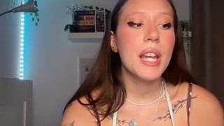 Adult webcam host smashleyy at   Camsoda