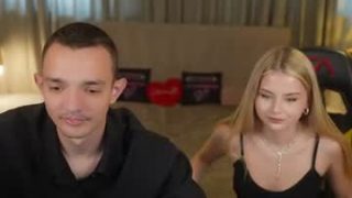 Kira0541 — Live Nude Cam on Chaturbate Adult webcam host kira0541 at Chaturbate
