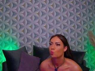 Live nude cam model mina-babe on Camsoda