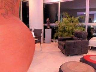 Live nude cam model scarlett-harper on Camsoda