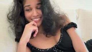Mriea_ — Adult Webcam on Chaturbate Live nude cam model mriea_ on Chaturbate