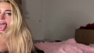 Skye_summerss — XXX Stream on Chaturbate Live nude cam model skye_summerss on Chaturbate