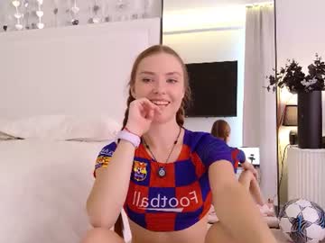 Tinyangelxx — XXX Stream on Chaturbate Live nude cam model tinyangelxx on Chaturbate