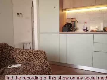 Venus_in_jeans — Adult Webcam on Chaturbate — Chaturbate
