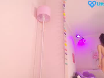 Little_effy18_ — Private Show on Chaturbate Adult webcam host little_effy18_ at Chaturbate