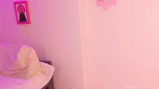 Little_effy18_ — XXX Stream on Chaturbate Adult webcam host little_effy18_ at Chaturbate