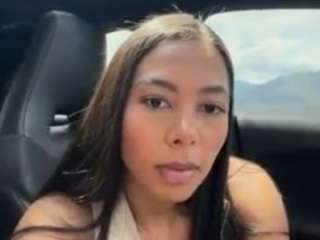 Live nude cam model ashleypurple on Camsoda