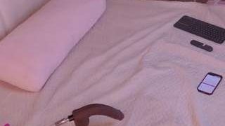 Adult webcam host kylie-ross at   Camsoda