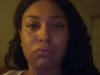 Live nude cam model michellangels on Camsoda